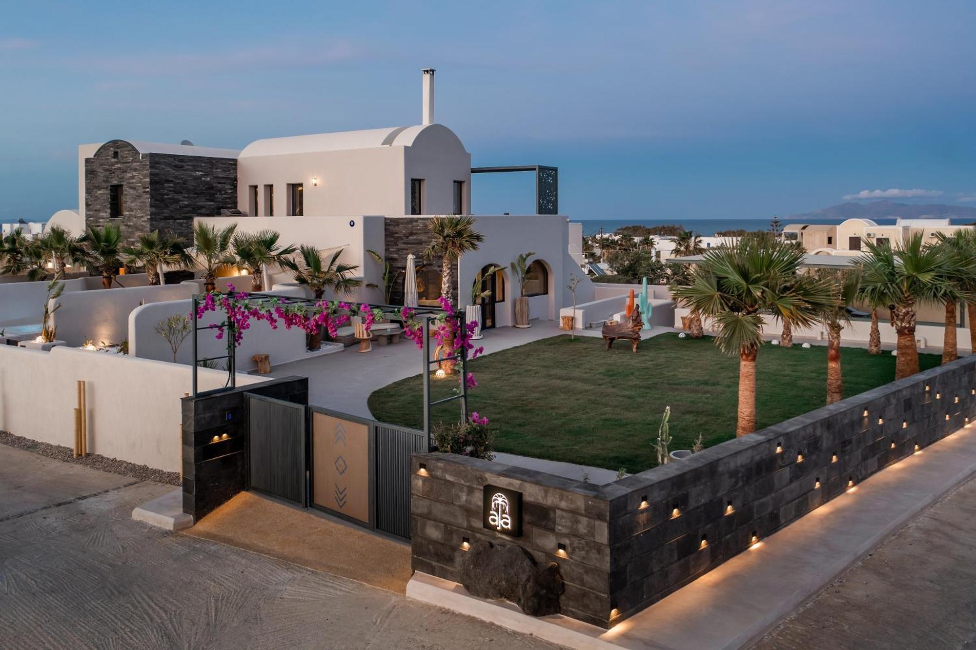 Aja Retreat Luxury Suites Камари Экстерьер фото